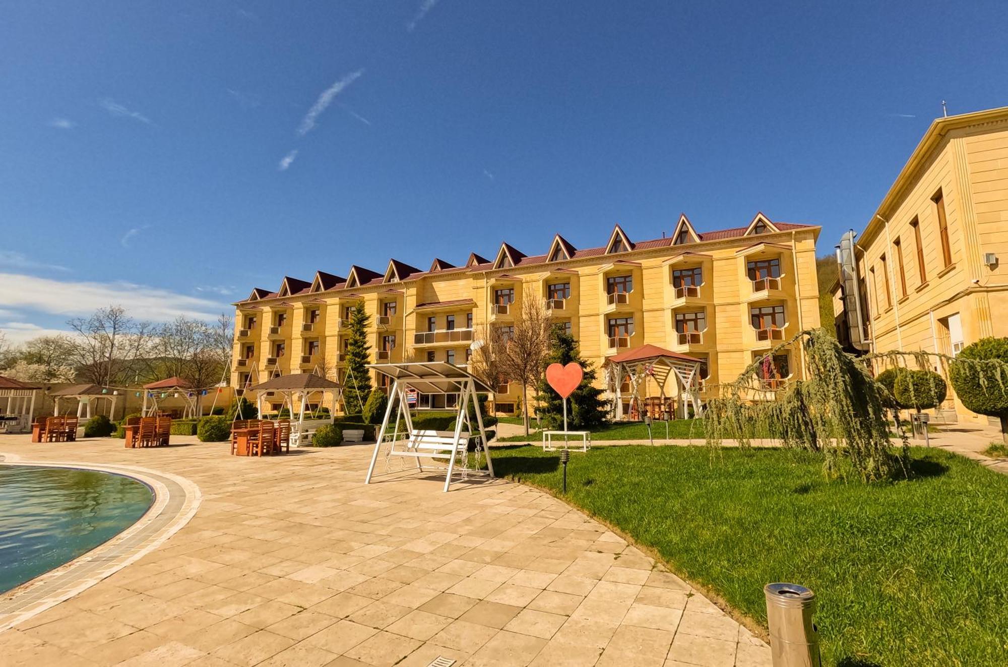 Gabala Yeddi Gozel Hotel Exterior foto