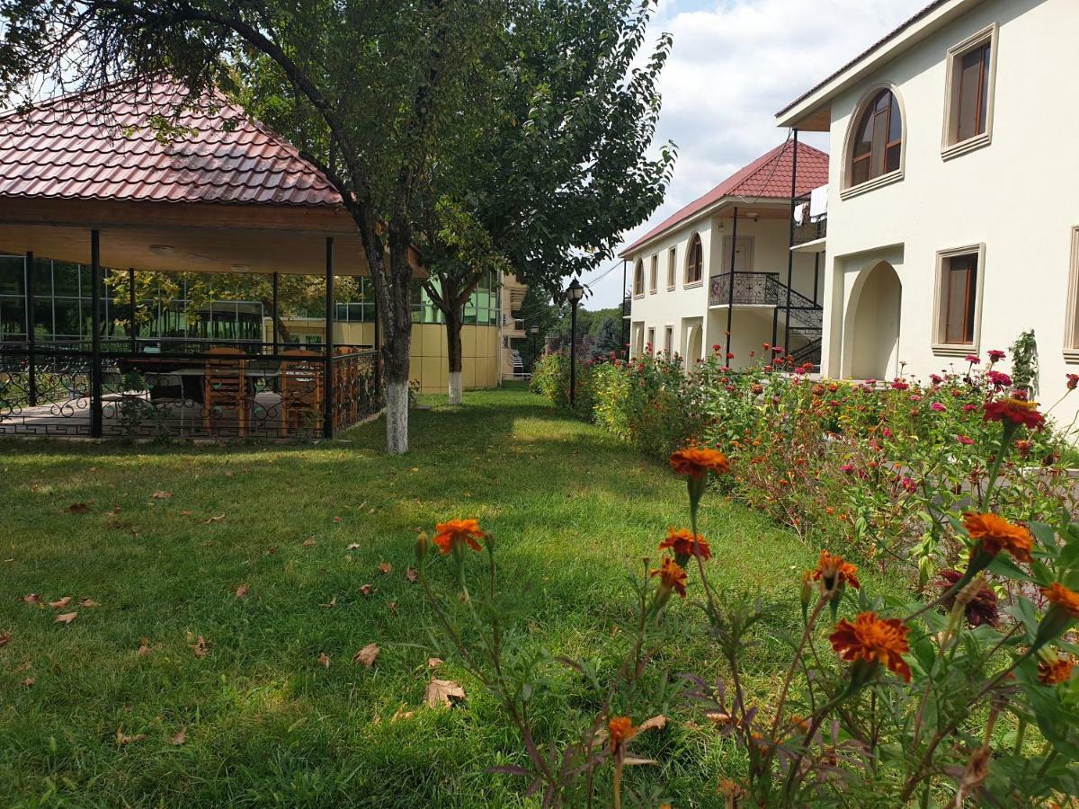 Gabala Yeddi Gozel Hotel Exterior foto